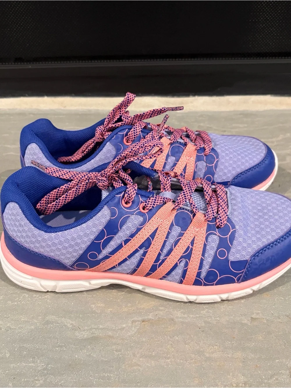 Avia Big Girl’s Lightweight Trail Running Shoes Size 6 - Picture 3 of 7